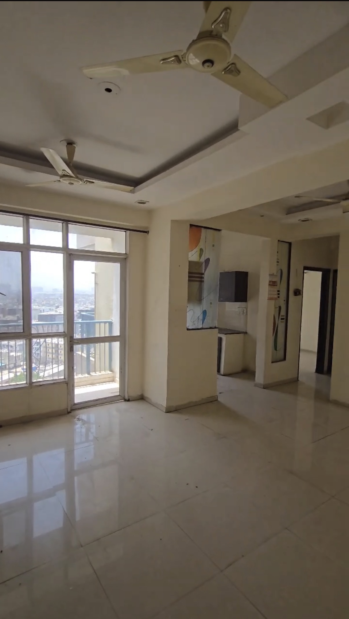 2Bhk+Study Semi Furnished Flat Available for Rent
